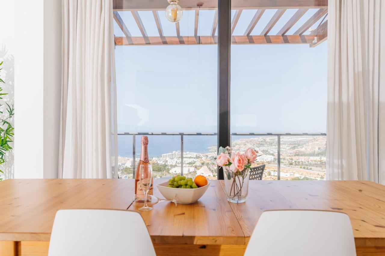 Sunset White Villa - Ocean View, Jakuzzi, Heated Pool, Air-Conditioning, Grill Плая де лас Америкас Екстериор снимка