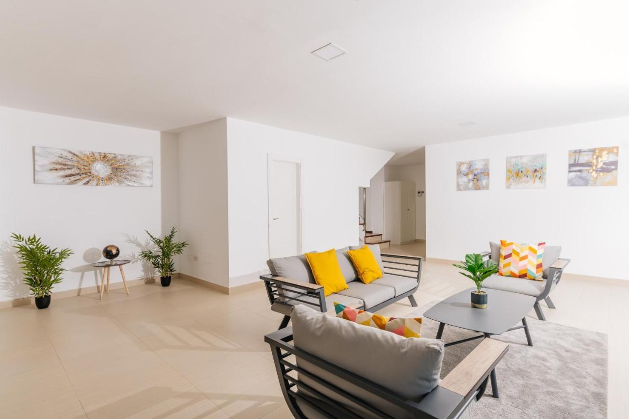 Sunset White Villa - Ocean View, Jakuzzi, Heated Pool, Air-Conditioning, Grill Плая де лас Америкас Екстериор снимка