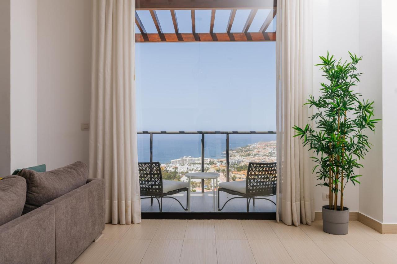 Sunset White Villa - Ocean View, Jakuzzi, Heated Pool, Air-Conditioning, Grill Плая де лас Америкас Екстериор снимка