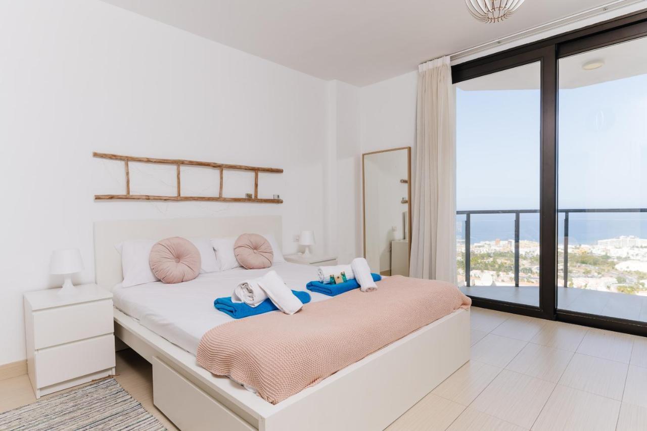 Sunset White Villa - Ocean View, Jakuzzi, Heated Pool, Air-Conditioning, Grill Плая де лас Америкас Екстериор снимка
