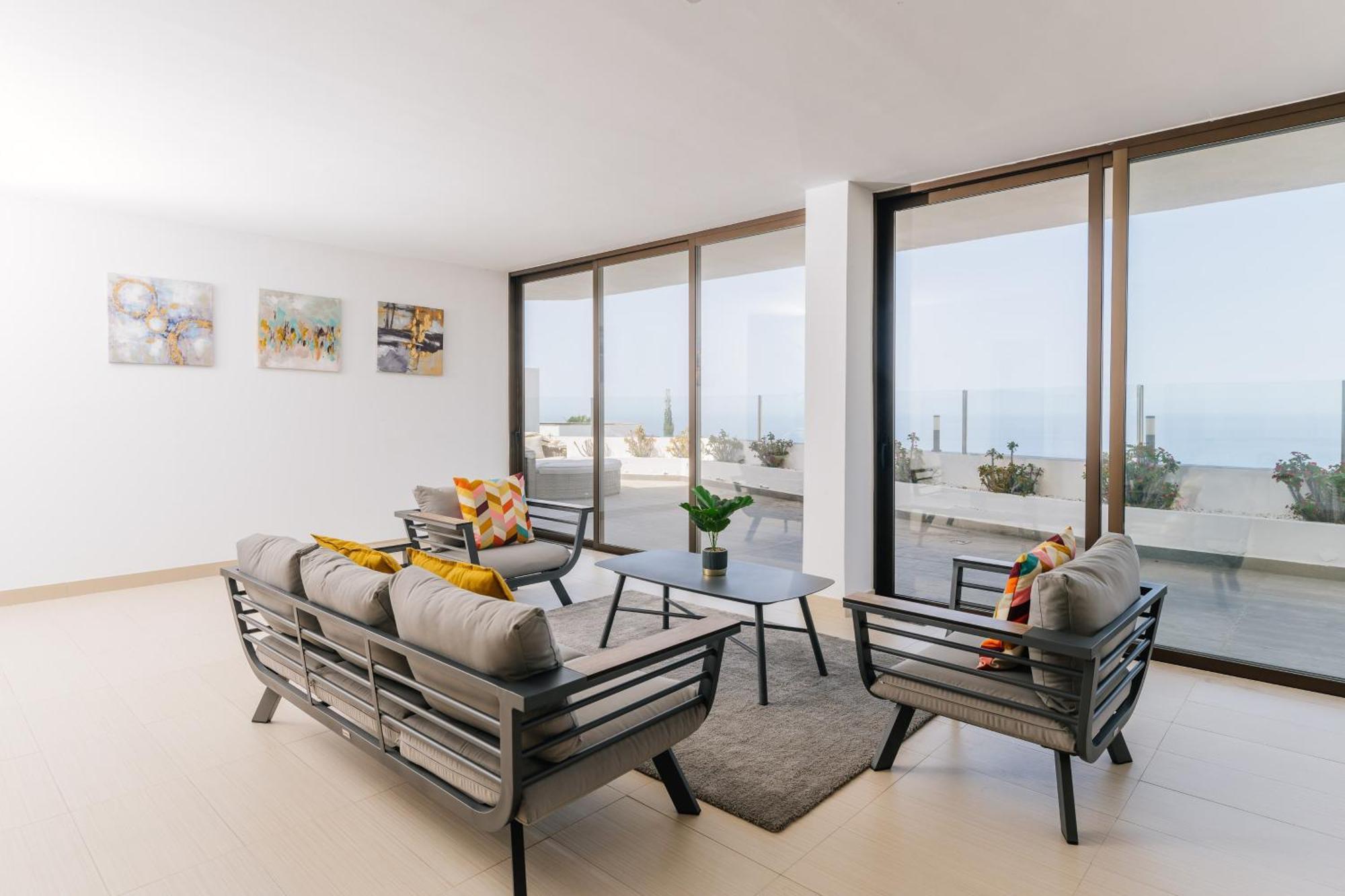 Sunset White Villa - Ocean View, Jakuzzi, Heated Pool, Air-Conditioning, Grill Плая де лас Америкас Екстериор снимка